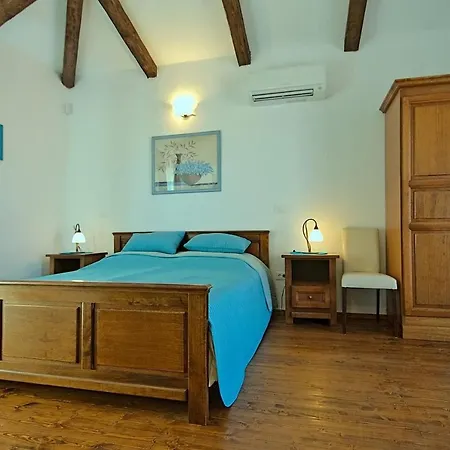 Villa Una Holiday home
